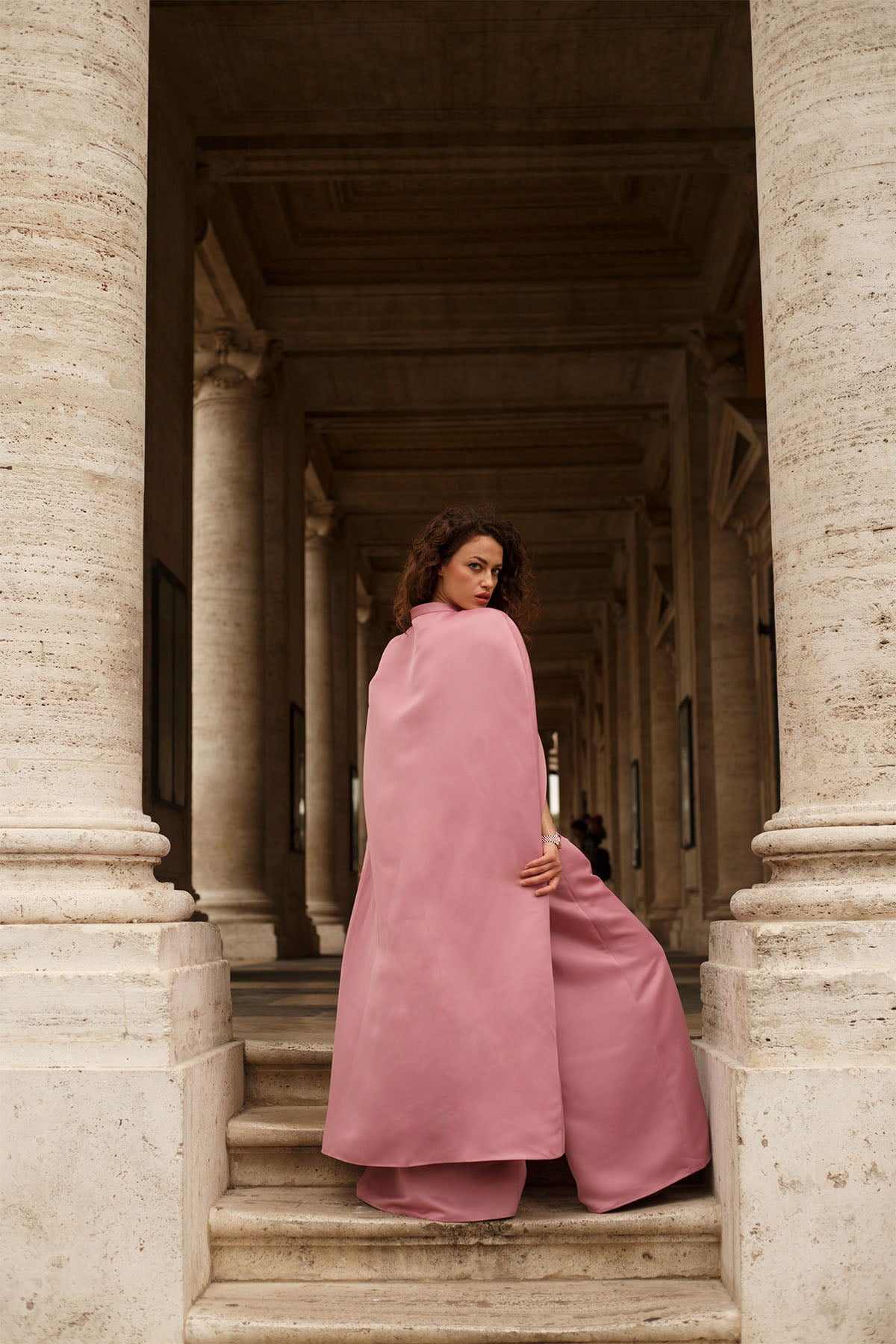 Alya Cape